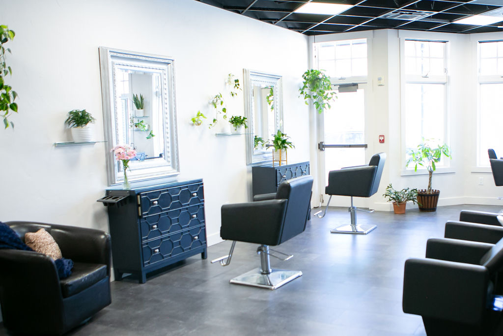 Waterside Day Spa & Salon nail photo 3