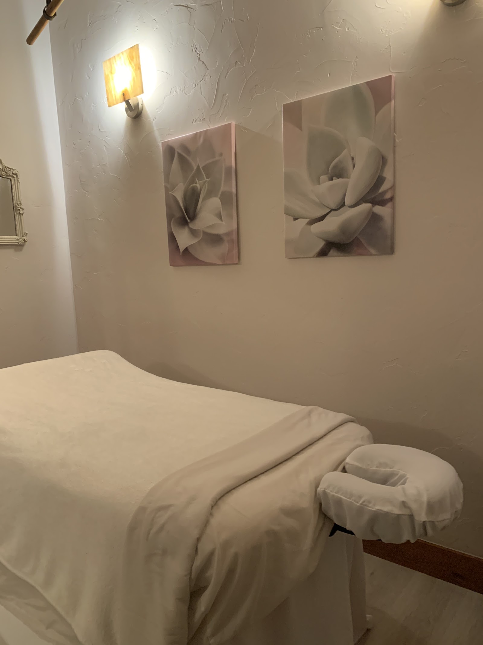 Waterside Day Spa & Salon nail photo 4